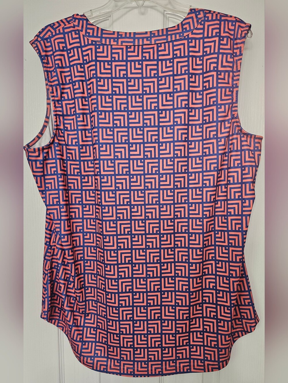 Tango Mango brand sleeveless blouse features a bold geometric print orange blue - Picture 3 of 8
